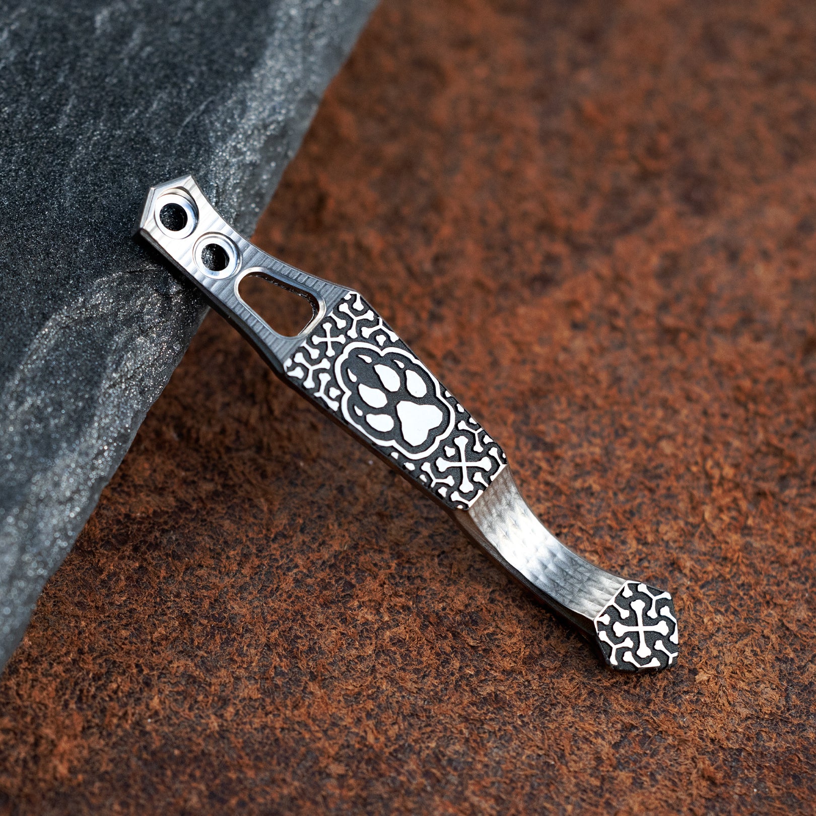 応援グッズ TIPS Steel Flame x Ti2 -- 2 Hole Paw Clip (Polished) – Ti2 Design