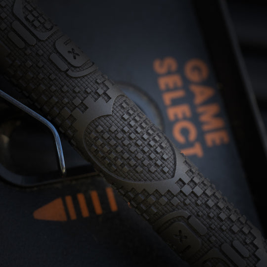 Titanium TechLiner Grid Pen -- Inverse Robot Heart (Black TRD)