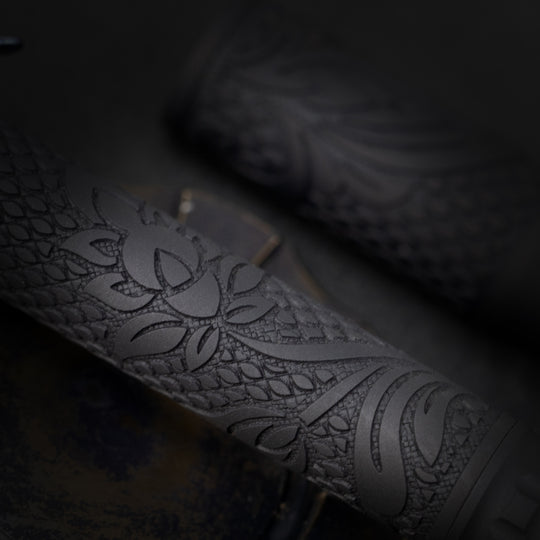 Titanium TechLiner Grid Pen --  Checkered Paisley LE (Black TRD)