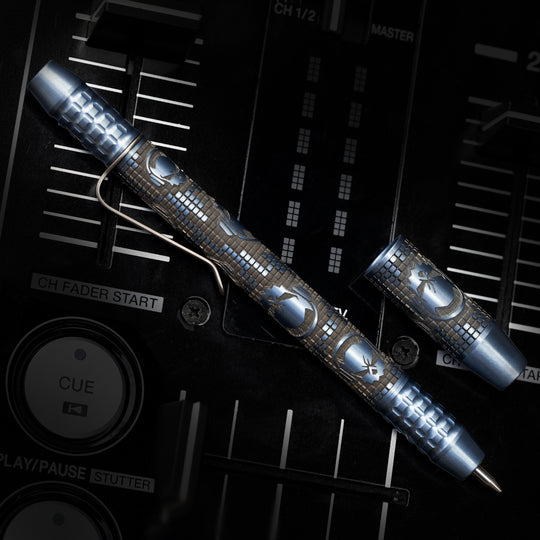 Titanium TechLiner Grid Pen -- Ladetta (Oil Slick Blue)