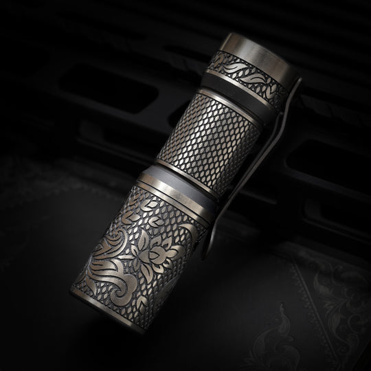 CWF Arcadian Flashlight - Checkered Paisley (FallOut TRD / Bronze Ano)