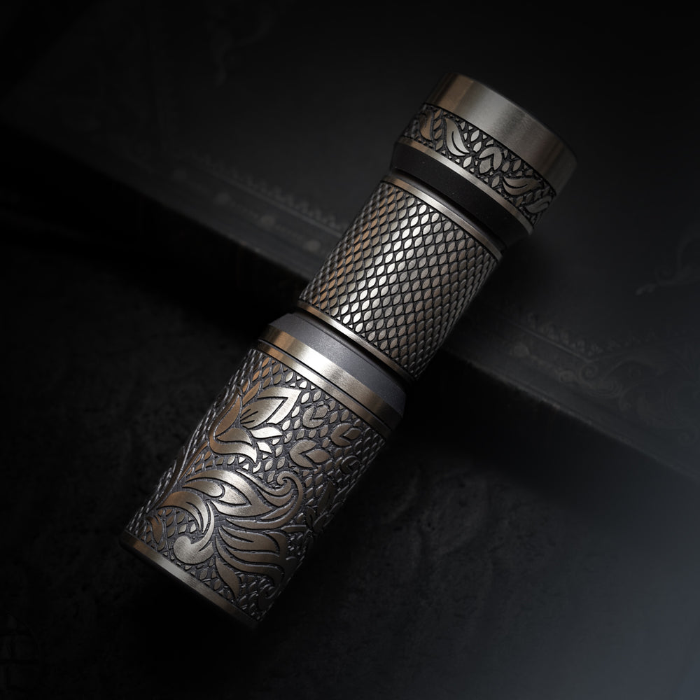 CWF Arcadian Flashlight - Checkered Paisley (FallOut TRD / Bronze Ano)