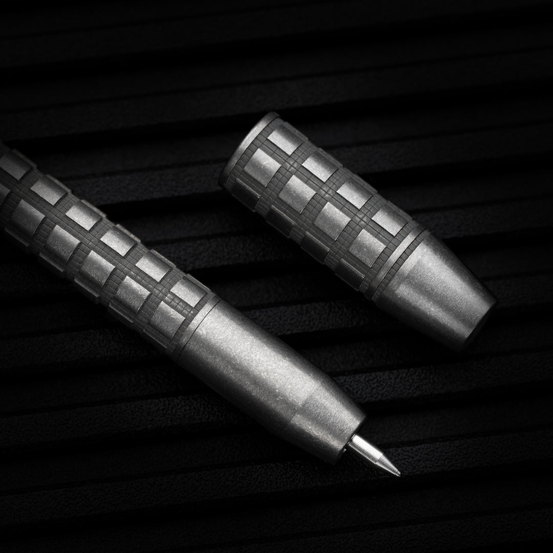 Titanium TechLiner Aero Pen -- 8-Bit Lattice LE (Tumbled)
