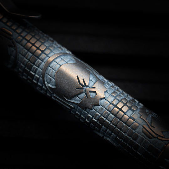 Titanium TechLiner Grid Pen -- Ladetta (Ethereal Ano)