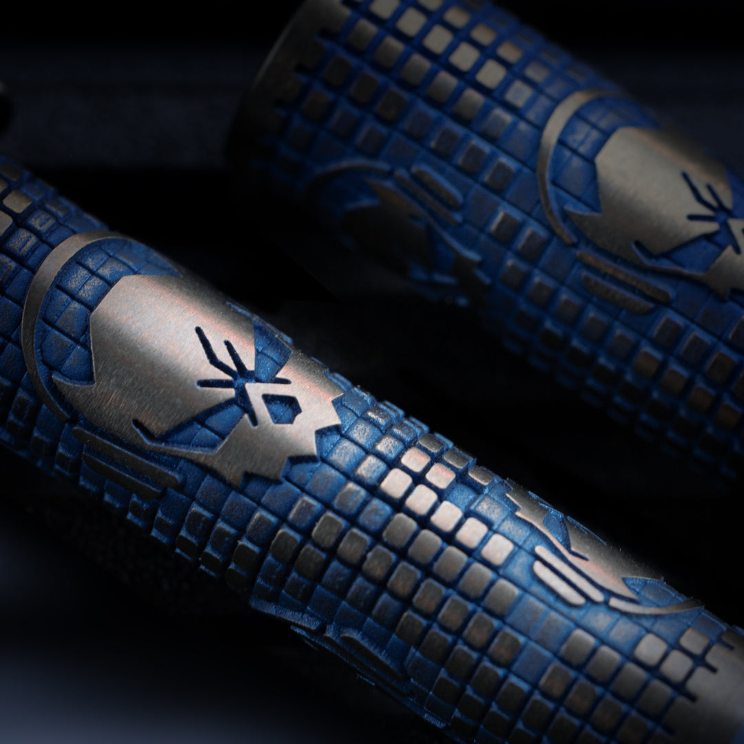 Titanium TechLiner Grid Pen -- Ladetta (Blue / Bronze Ano)