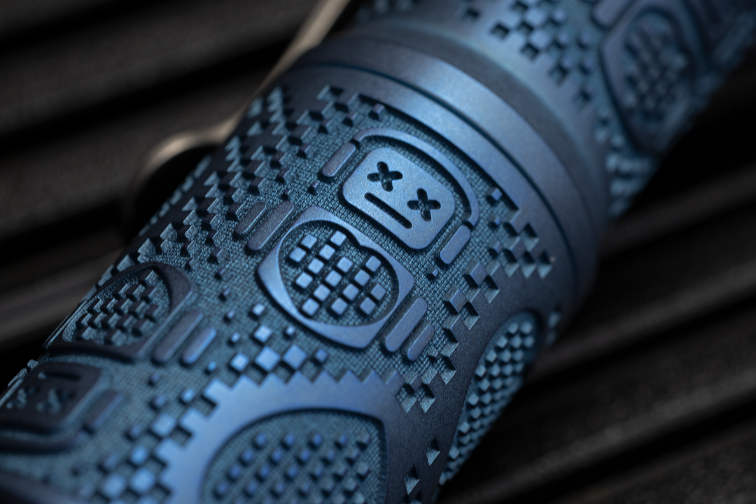 CWF Arcadian Flashlight - Robot Heart (Blue Ano / Tumbled) Quantum Dragon