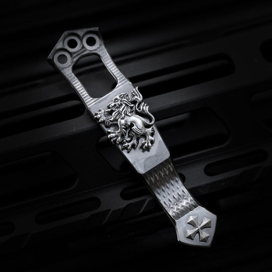 Steel Flame x Ti2 -- 3 Hole Crusader Lion / Spike Cross Knife Clip