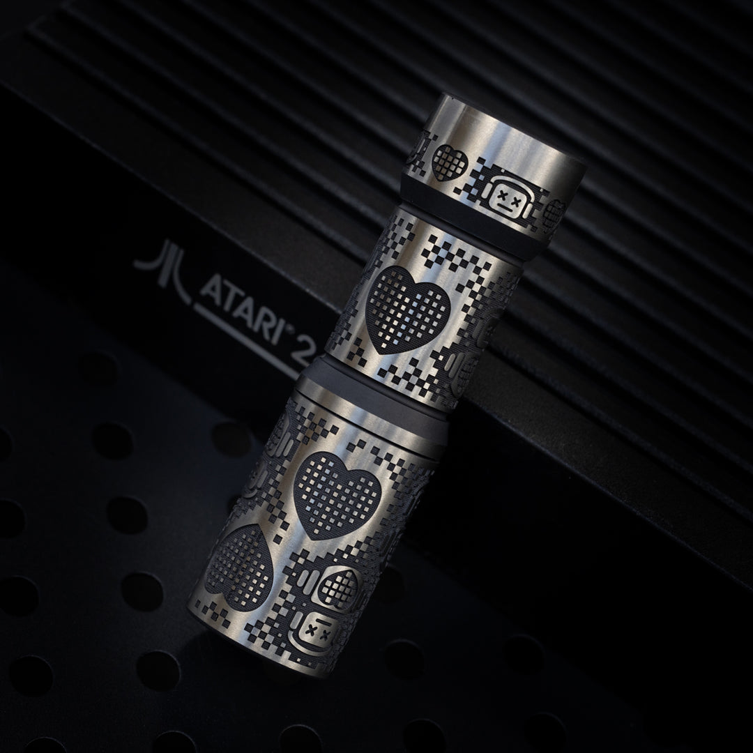 CWF Arcadian Flashlight - Robot Heart (FallOut TRD / Bronze Ano)