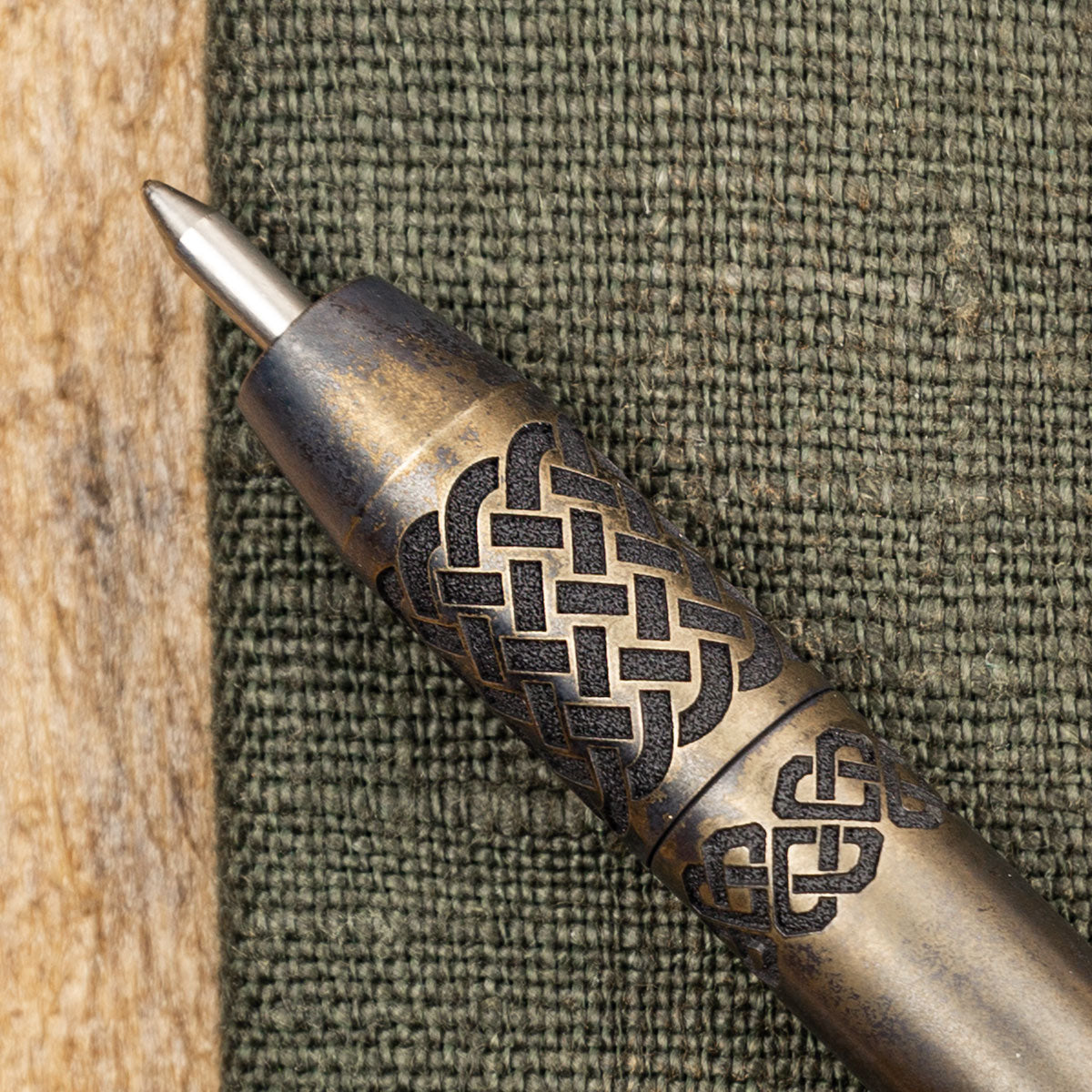 Titanium BoltLiner Celtic Knot Pen -- LE (FallOut TRD)